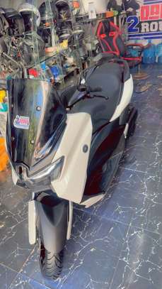 Nmax 125 2025 avec cmc image 1