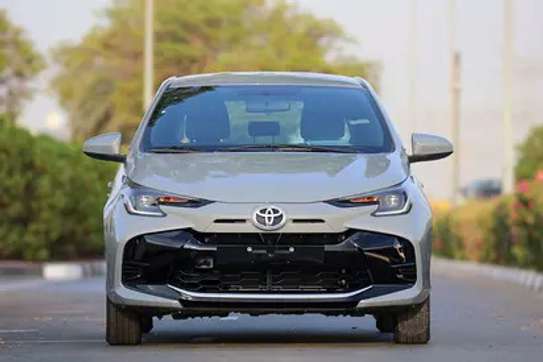 TOYOTA YARIS 2025 image 1