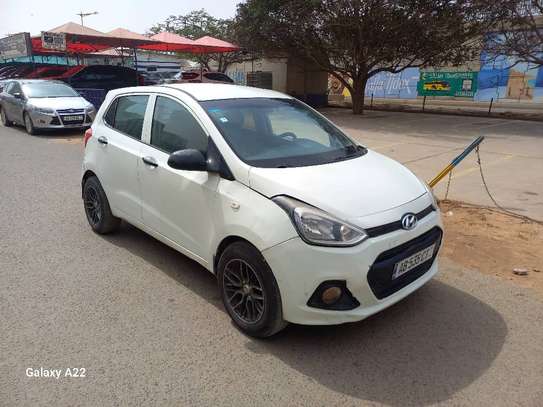 Hyundai i 10 2017 manuel essence image 3