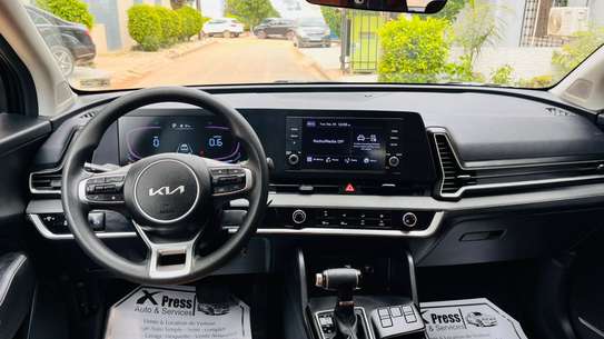 2023 KIA SPORTAGE LX image 5
