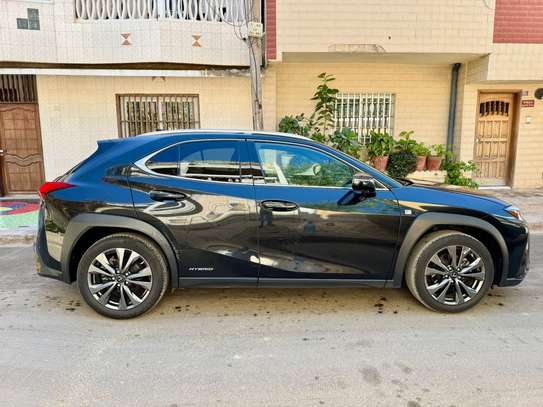 LEXUS ux250h, 2019 Hybride image 2