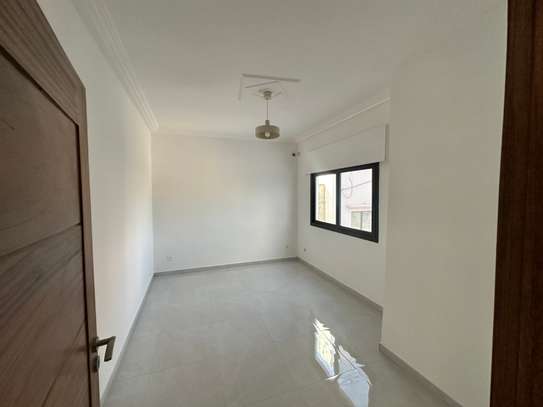 TRES BELLE APPARTEMENT À LOUÉ F4 T4 HANN MARISTE image 9