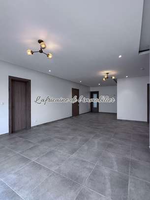 Appartement F4 à louer – Situé sur la VDN image 2