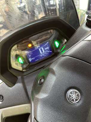 Nmax 125 2025 avec cmc image 3