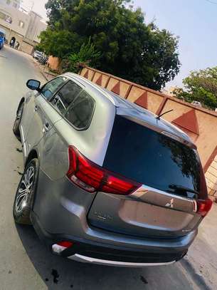 Mitsubishi Outlander  2016 image 7