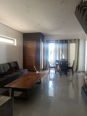 Villa R+1 de 200 m² à vendre à SOMONE KANDA image 11