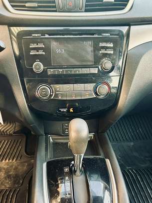 Nissan Rogue 2016 image 13