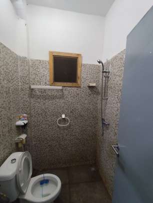 Studio T2 meublé à louer à Khar Yalla Grand Yoff image 7