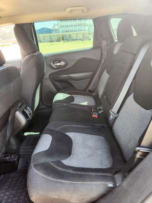 Jeep Cherokee Sport 2016 image 9