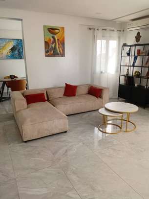 Bel appartement meublé spacieux à louer au Point e image 1