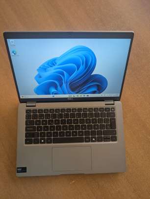 Dell latitude 5450 image 2