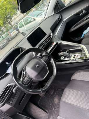 Peugeot 3008 image 5