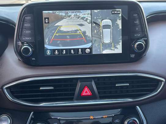 Hyundai  Santafee  2020 image 5