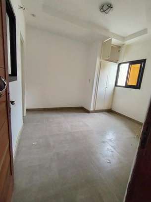APPARTEMENT F3 À LOUER À NGOR ALMADIES image 8