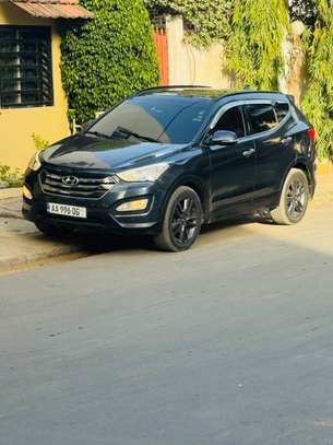Hyundai santafe image 2
