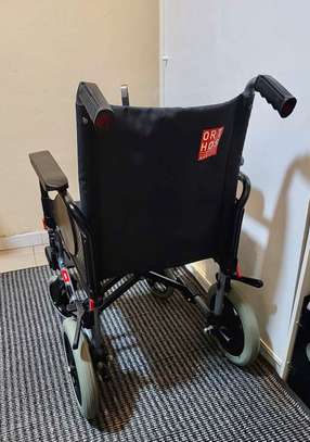 Fauteuil Roulant -  passe-partout image 2