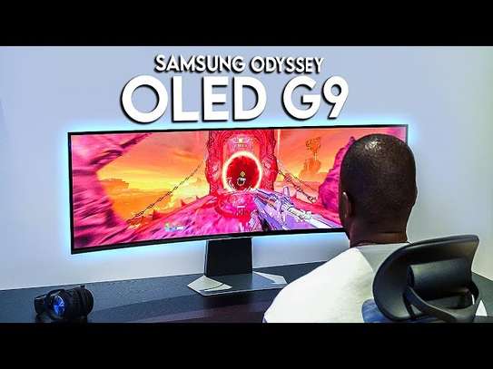 Samsung 49" Odyssey OLED G9 image 2
