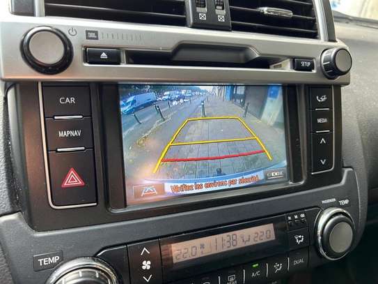 Toyota land cruiser VX image 9