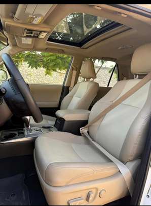 Toyota fortuner image 2