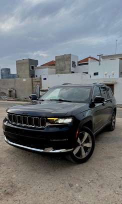 JEEP GRAND CHEROKEE image 4
