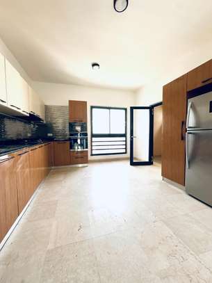 Superbe appartement à louer – Vue imprenable au 10ᵉ étage image 5