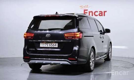 KIA CARNIVAL FULL OPTION 2020 image 6