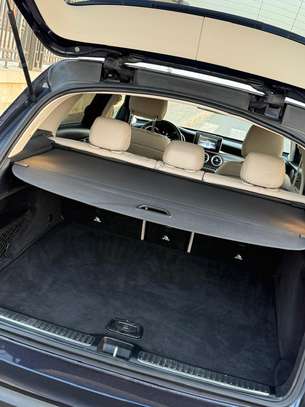 MERCEDES BENZ GLC 300 AMG EDITION image 5