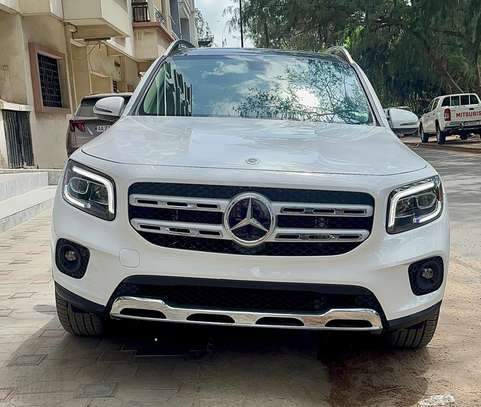 MERCEDES GLB 250 4Matic 2023 image 4