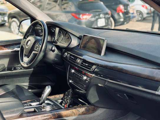 BMW X5 année 2016 image 7