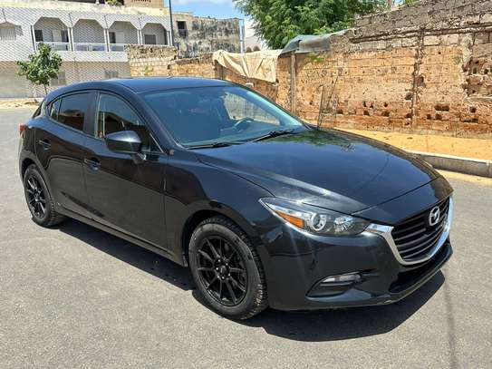 MAZDA 3 2017 image 3