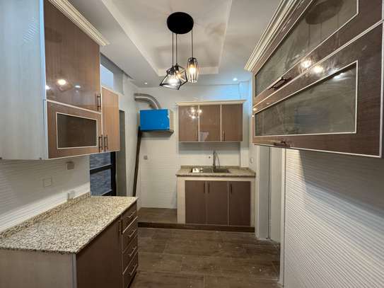 BEL APPARTEMENT F4 À SACRÉ CŒUR 3 VDN image 4