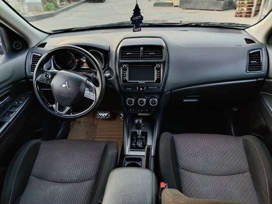 Mitsubishi Outlander 2018 image 10
