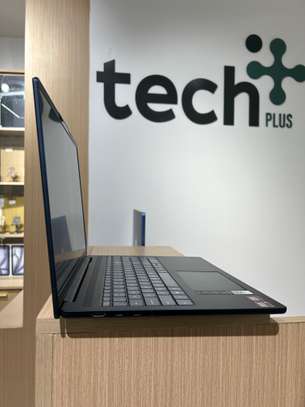 Lenovo IdeaPad Slim 5-AMD RYZEN 5 AI | 16GB RAM | 512 image 5
