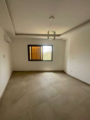 Magnifique appartement de type F4 à louer image 9