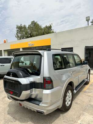 Mitsubishi Pajero 2018 image 8