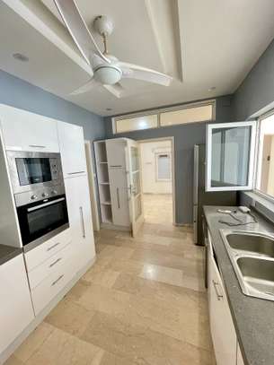 Appartement à louer a la Cité Cheikh Amar image 9