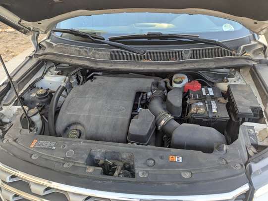 Ford Explorer image 5