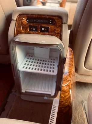 Kia carnaval Limousine 2016 image 12