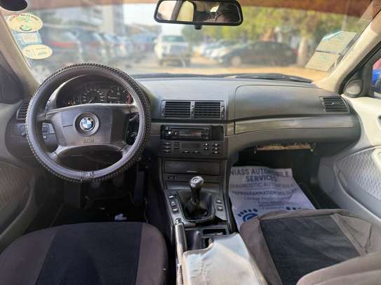 BMW Serie 320D image 9