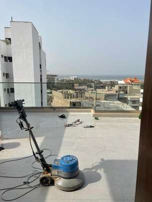 Immeuble à vendre à Ngor Almadies image 5