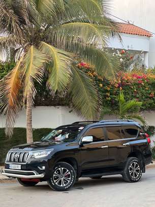 TOYOTA PRADO Land Cruiser image 4