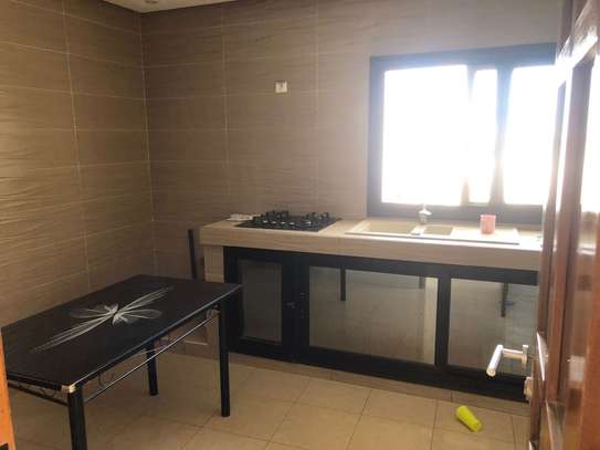 Appartement à louer à ouest foire (pharmacie Khandar) image 5