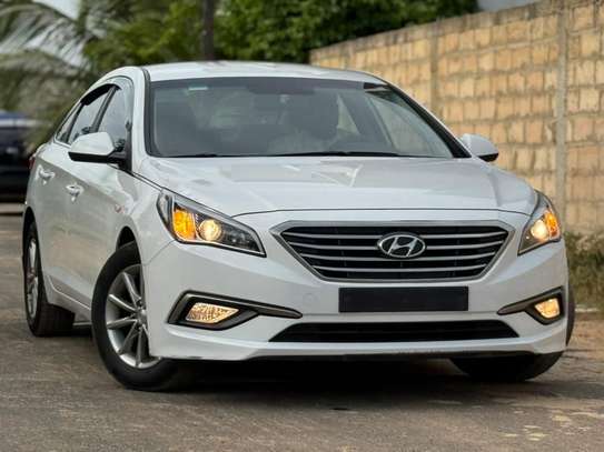 Hyundai sonata 2016 image 1