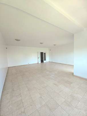 APPARTEMENT F4 À FANN RÉSIDENCE image 10