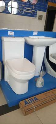 Chaise anglaise lavabo vasque meuble lavabo. image 5