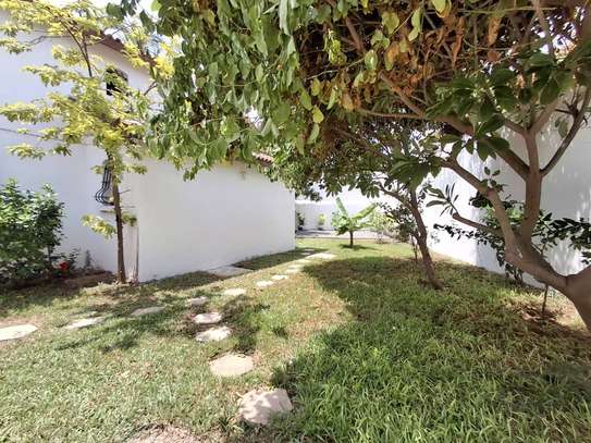 LOCATION d’une villa aux Almadies image 10
