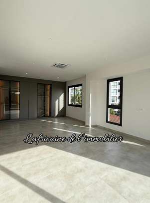 À louer – Appartement avec vue mer aux Almadies image 7