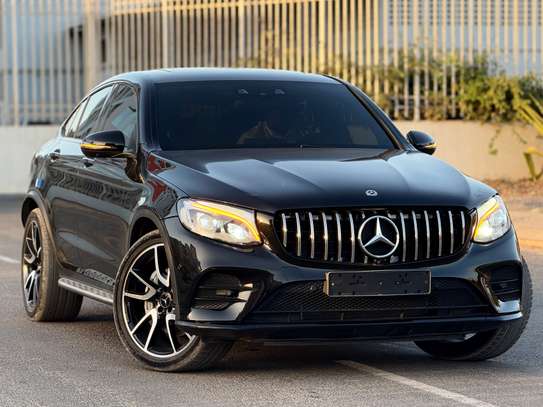 Mercedes glc 43 image 1