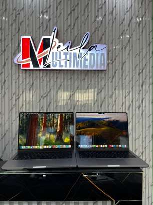 PRO M1PRO 16/512 image 3