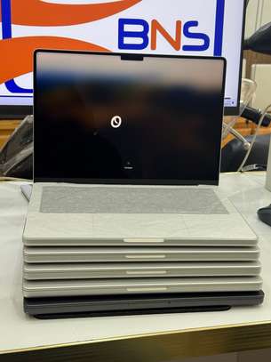 MACBOOK PRO M3 FIN 2023 14 POUCES image 2